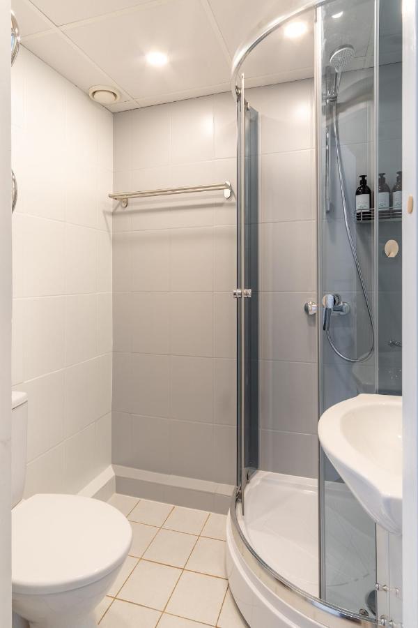 Studio In The Heart Of Paernu, Free Parking! מראה חיצוני תמונה